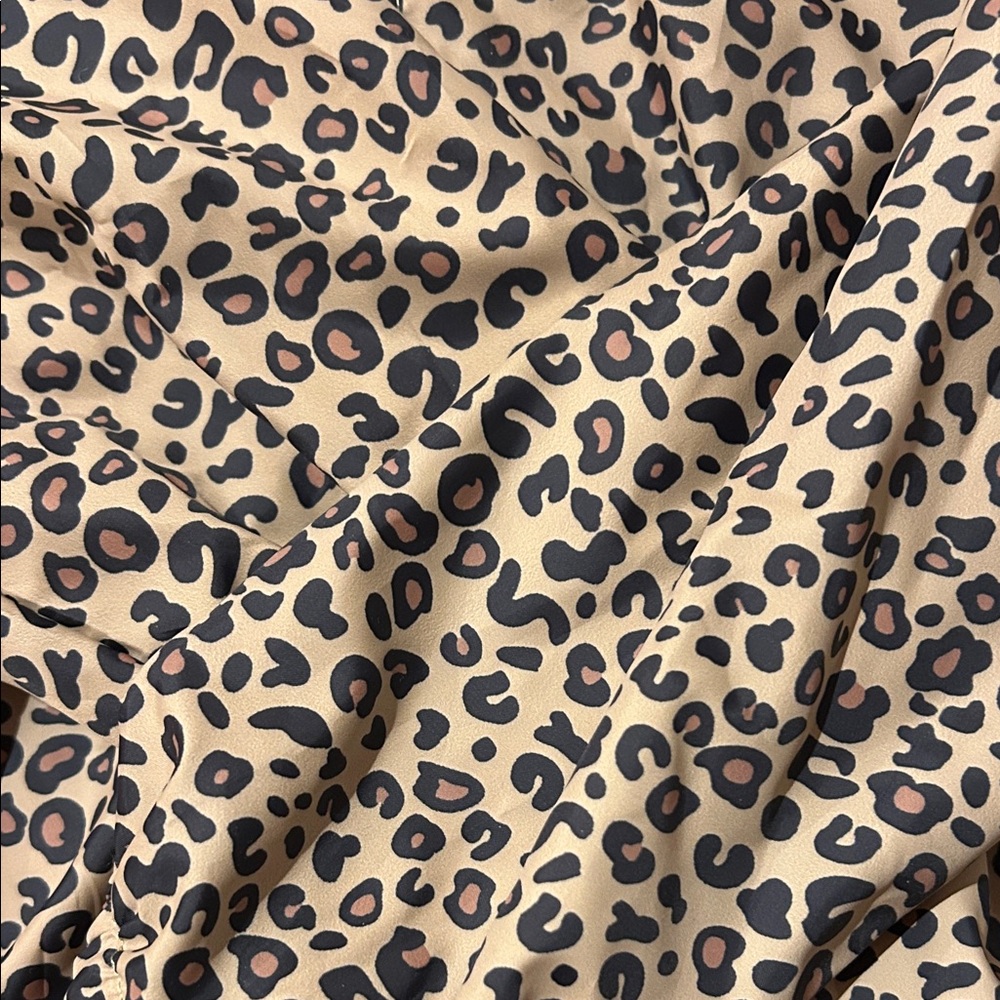 Leopard Print light jacket - Picture 4 of 4